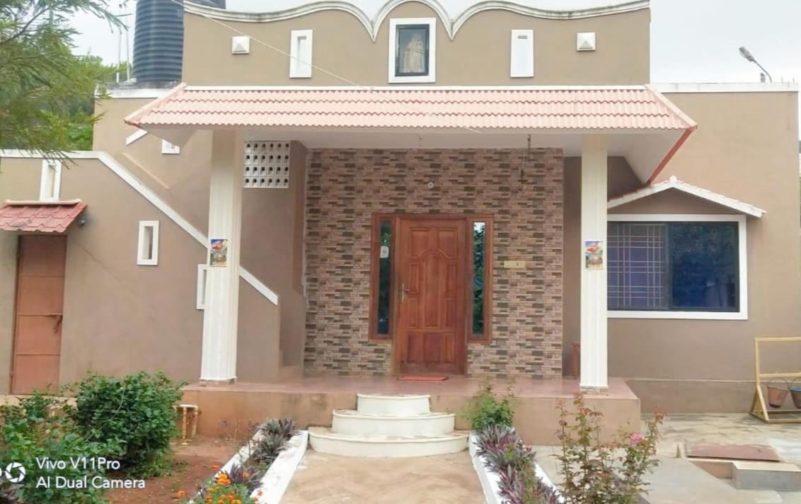 Yelagiri Golden Villa Exterior photo